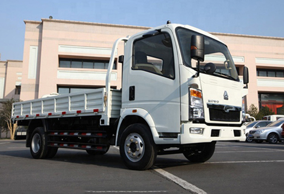 New China 5 ton small cargo truck 4x2 diesel light trucks