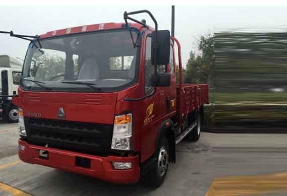 CNHTC Sino truck Howo double cab China heavy cargo truck 4x2