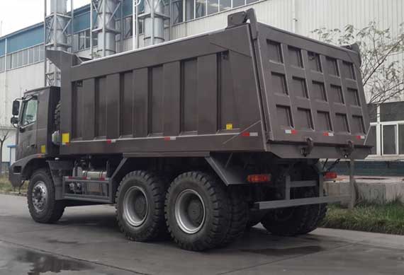 Sinotruk Howo 70 ton mining dump truck from cnhtc tipper truck for sale
