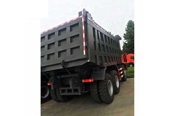Sinotruck Howo 6x4 heavy Mining Dump Truck underground