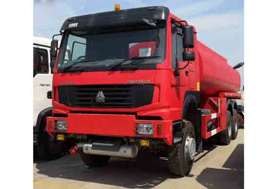 Howo 6x4 oil tanker trailer trucks price for sale