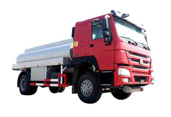 Sinotruk Howo 4x2 290HP 5000liters heavy oil tanker truck price for sale