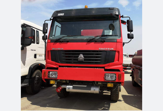 CNHTC HOWO 6x4 10000-20000L oil truck capacity for sale