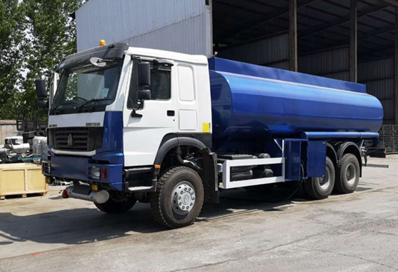 Sinotruk Howo oil tanker truck capacity 20m3