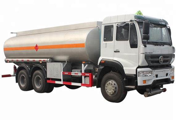 SINOTRUK HOWO 6X4 M5G Oil Tank Truck 20000 Liters Fuel Tank Truck