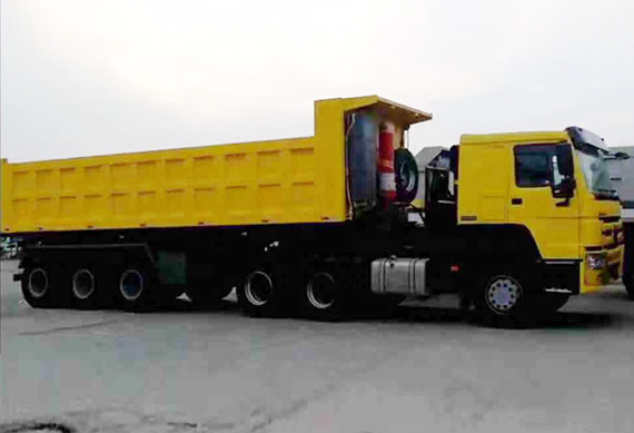 China heavy 4 axle 80 ton low bed semi trailer head truck prices for sale