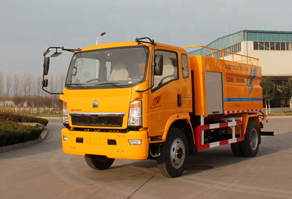 Howo Large capacity heavy duty vacuum sewage suction tanker truck