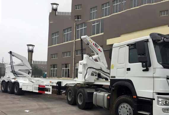 Side Lift Container Crane Self Loading Truck for 20FT 40FT Container