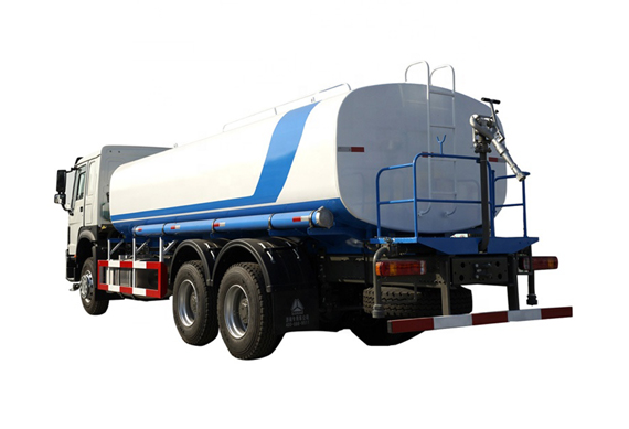 Sinotruk 6X4 HOWO used stainless steel water tank truck for sale