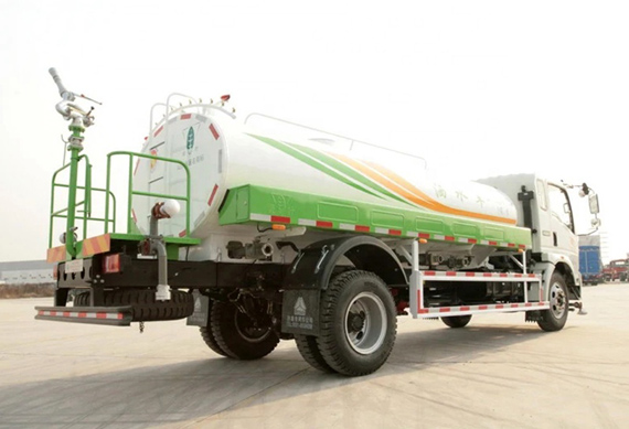 SINOTRUK HOWO 266hp 4x2 water sprinkler bowse tanker truck