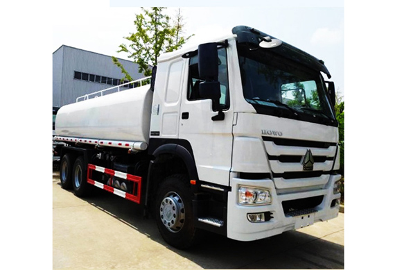 Sinotruck howo 20000 liter water bowser truck