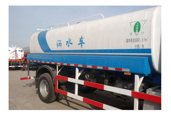 China Sinotruk Howo 20m3 liters 6X4 water tank trucks for sale