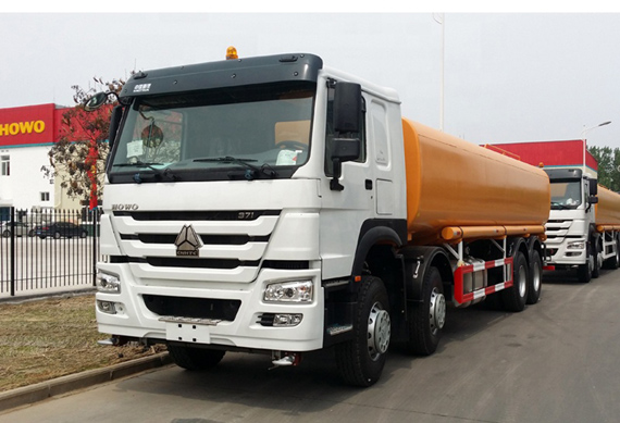 Howo 8x4 30000 liters used fuel tanker trailer in kenya