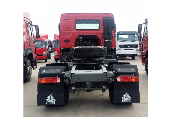 Sinotruk howo 3axle tractor truck 420hp trailer truck head