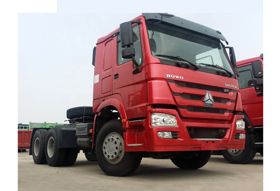Hot Sale SINOTRUK Brand HOWO 6X4 420HP ZZ4257V3241 Tractor Truck with GSO/GCC Certificate