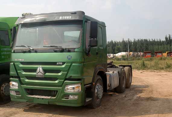 Used and new tractor supply truck with tool box for Myanmar