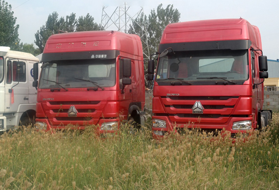 Fairly Used Excellent Condition 375HP 10 Wheels 6X4 Sinotruck HOWO Used Tractor Truck for Africa