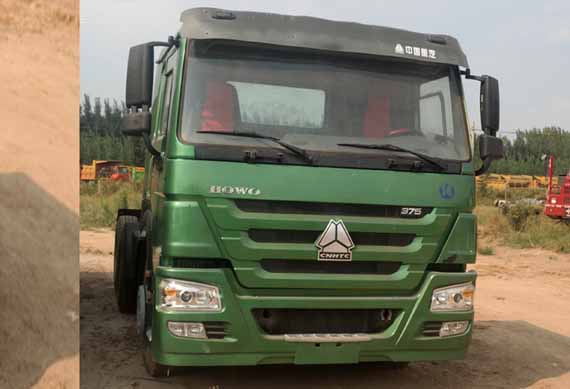 Sinotruk HOWO 2015 year heavy duty 10 wheeler Trailer Head 6x4 375hp Howo tractor truck