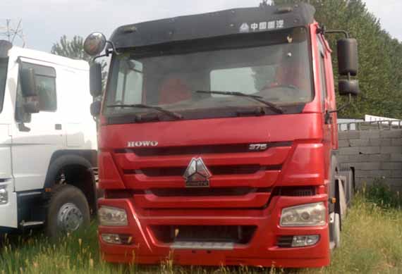 6*4 Truck Head High Quality Sinotruk Howo Tractor Truck Low Price Sale