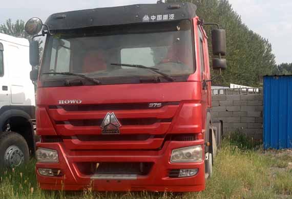 6*4 Truck Head High Quality Sinotruk Howo Tractor Truck Low Price Sale