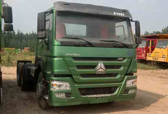 Cheap price Direct selling Used HOWO brand 420hp 6x4 tractor truck in Africa