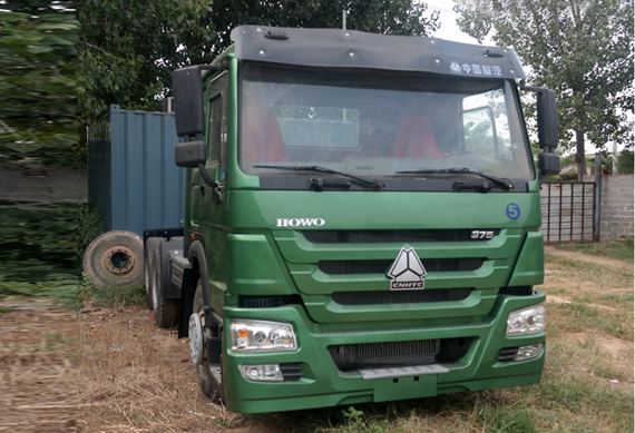 Excellent Condition Fairly Used HOWO Tractor Truck Tractor Head Truck