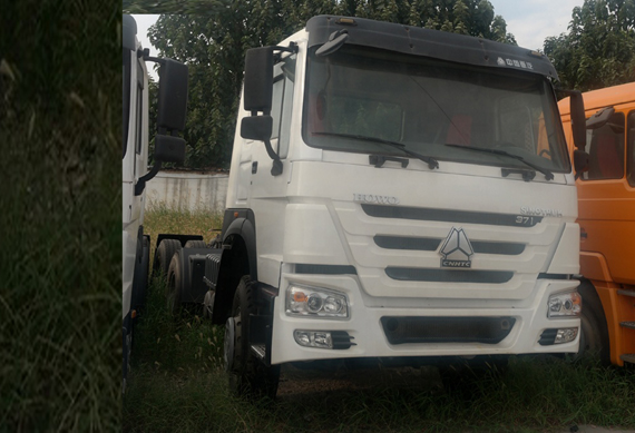 China truck and trailer manufacturer Sinotruk Howo 6*4 tractor truck head second truck