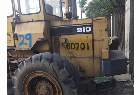 CAT 910 in Stock - Shanghai in China