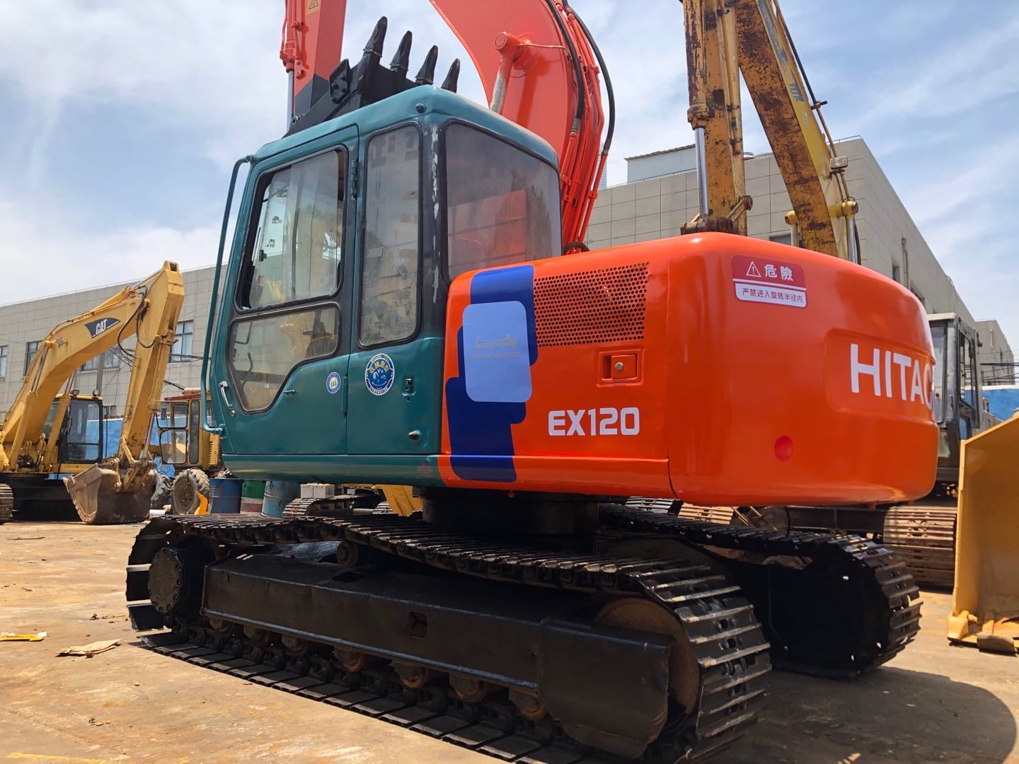 Hitachi EX120-3 in Stock EXW Shanghai