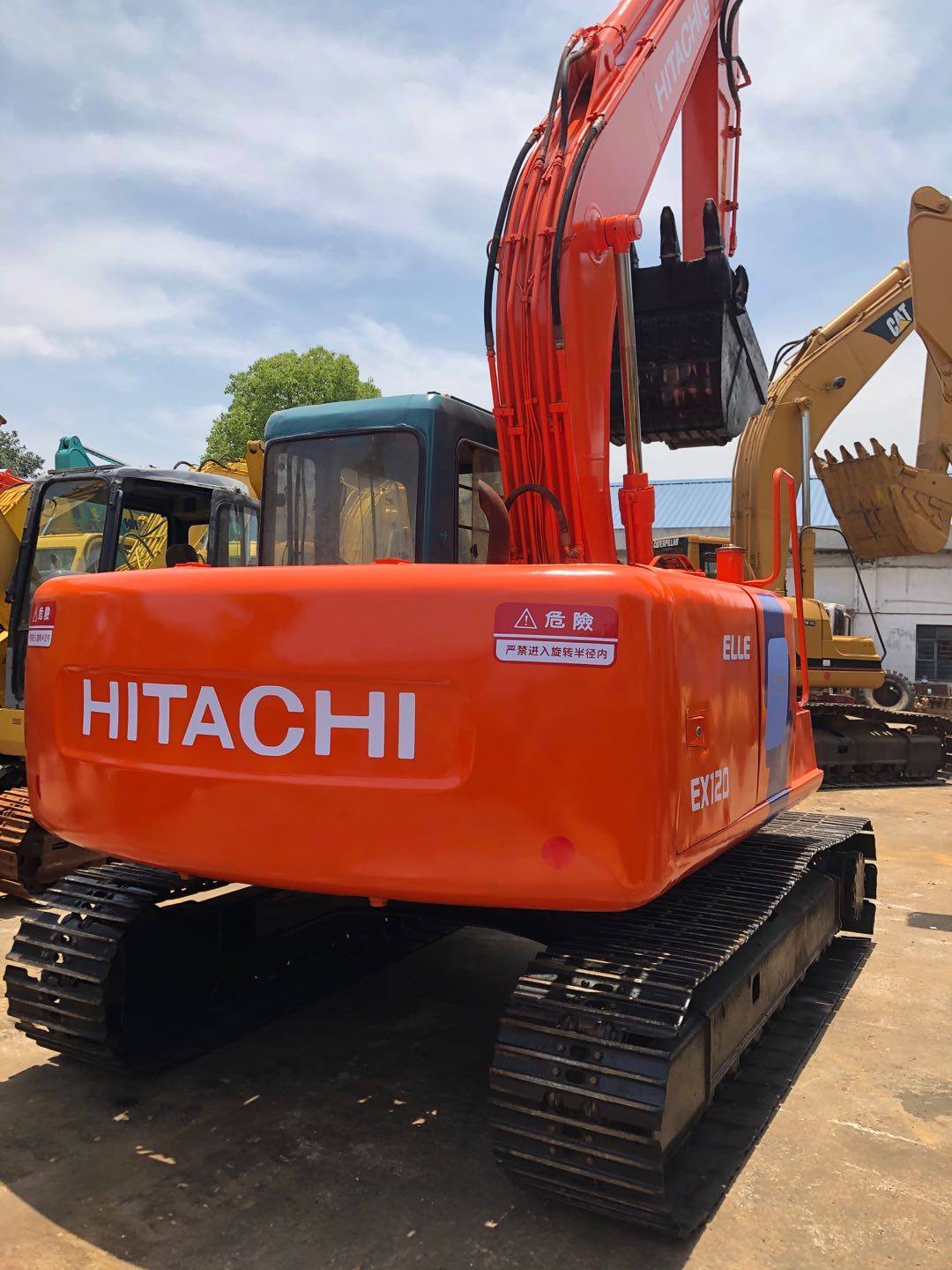 Hitachi EX120-3 in Stock EXW Shanghai