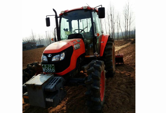 used Kubota tractors M1204 used tractors used japan tractors for sale in china