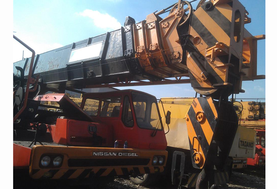 used japan cranes used original japan cranes used Tadnao TG800E 80T truck cranes used japan 80ton cranes for sale