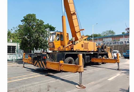 used new model used japan kato truck crane 50ton used original japan cranes for sale in shanghai